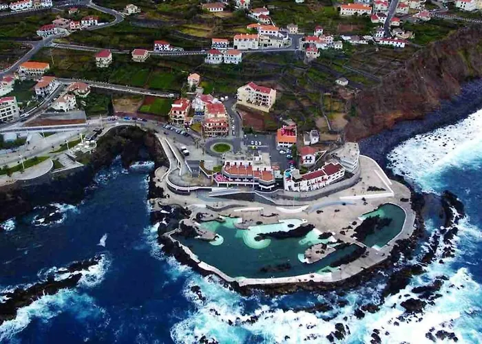 Elegant In + Terrace + 120 M² Levada Grande