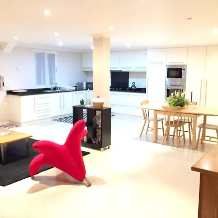 Apartamento Elegant In + Terrace + 120 M² Levada Grande