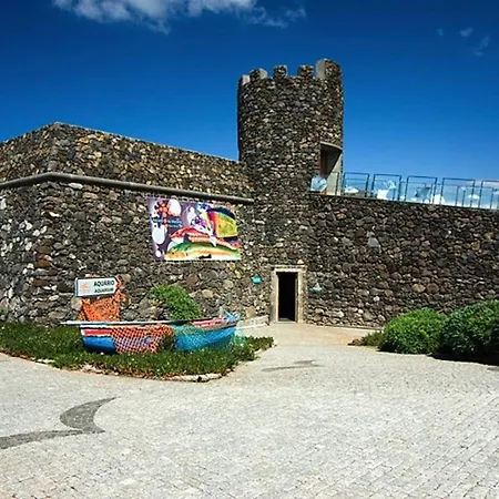 Elegant In + Terrace + 120 M² Levada Grande