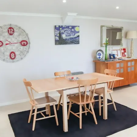 Elegant In + Terrace + 120 M²