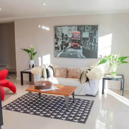 Apartment Elegant In + Terrace + 120 M² *