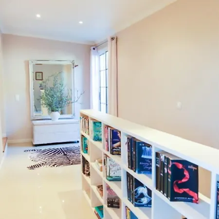 Elegant In + Terrace + 120 M² Apartment *
